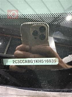 کرایسلەر 300